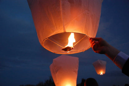 Set of 6 Sky Lanterns | Chinese Flying Wish Lanterns for Memorable Outdoor Moments